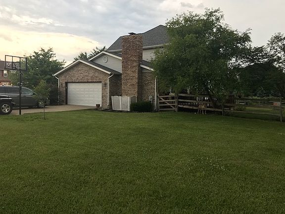 3rd image of 8263 Wells Xing