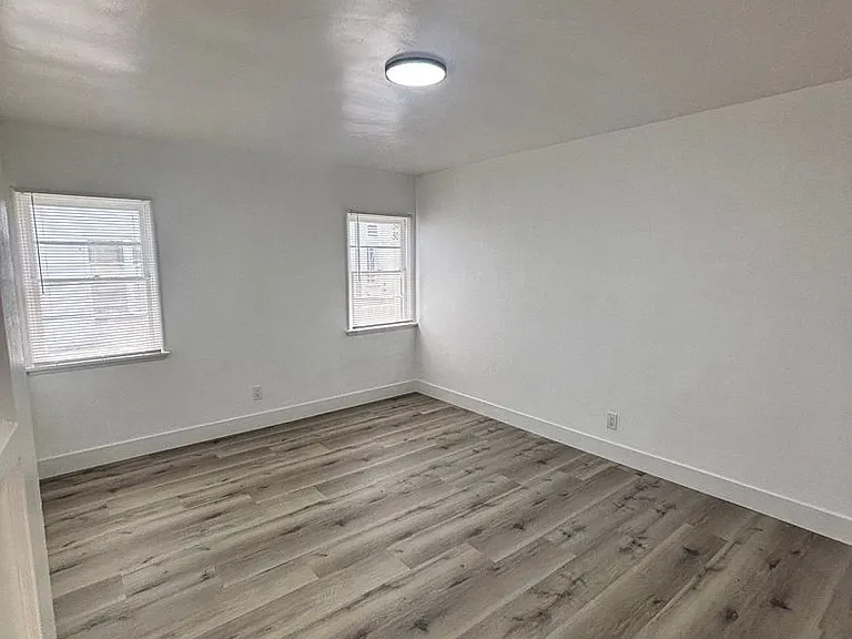 3011 Virginia Rd — Photo 3