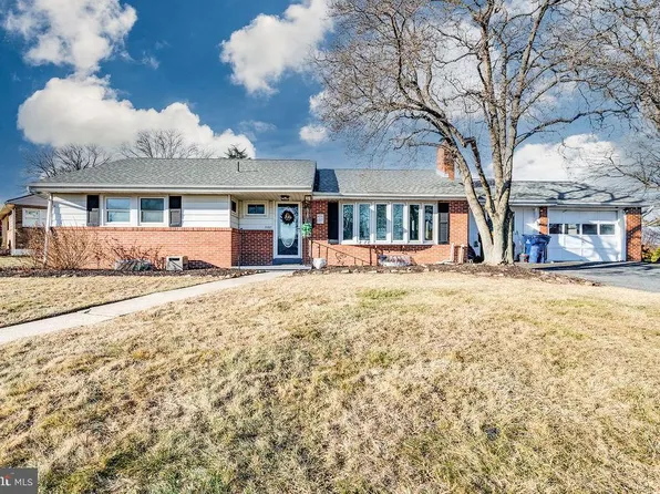 3107 Octagon Ave, Sinking Spring, PA 19608