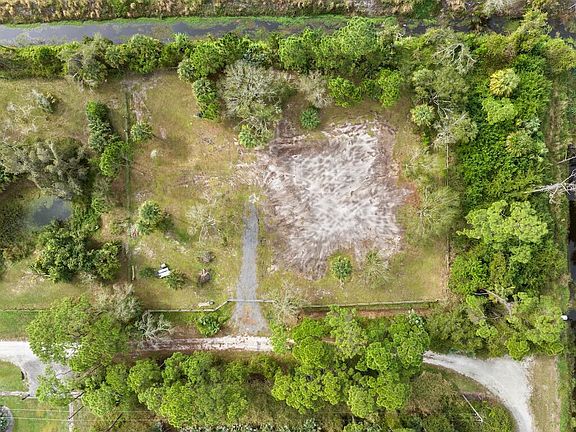 2nd image of 4911 Grovers Road