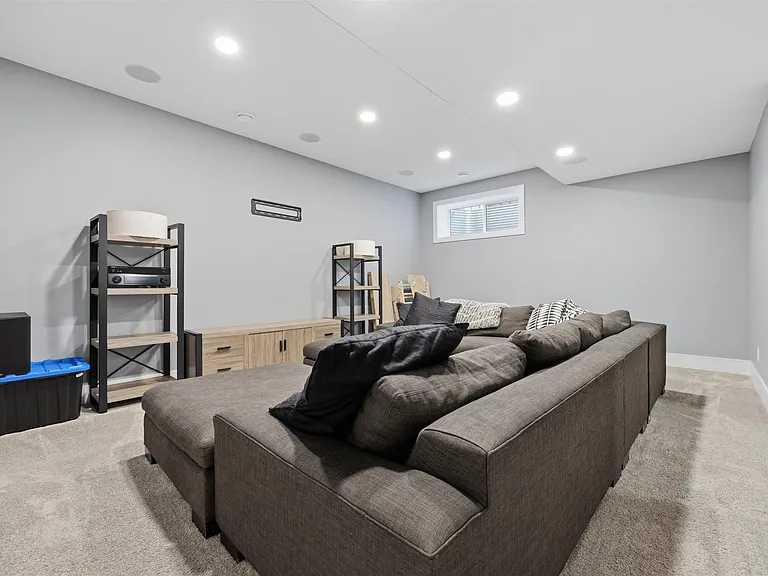 1305 Hainstock Way SW — Photo 45