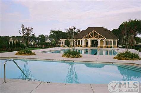4th image of 421 Marlowe Ct #477