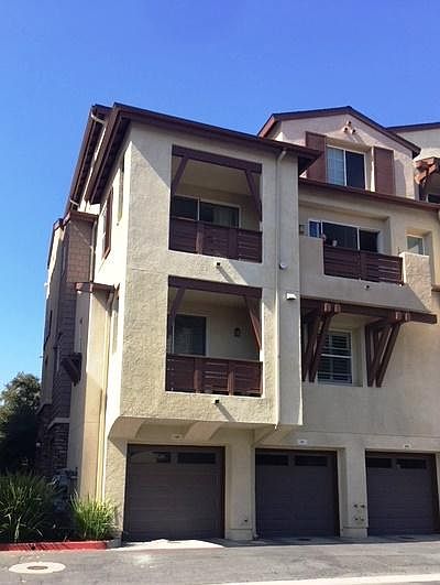 1st image of 940 Tarragon Ln