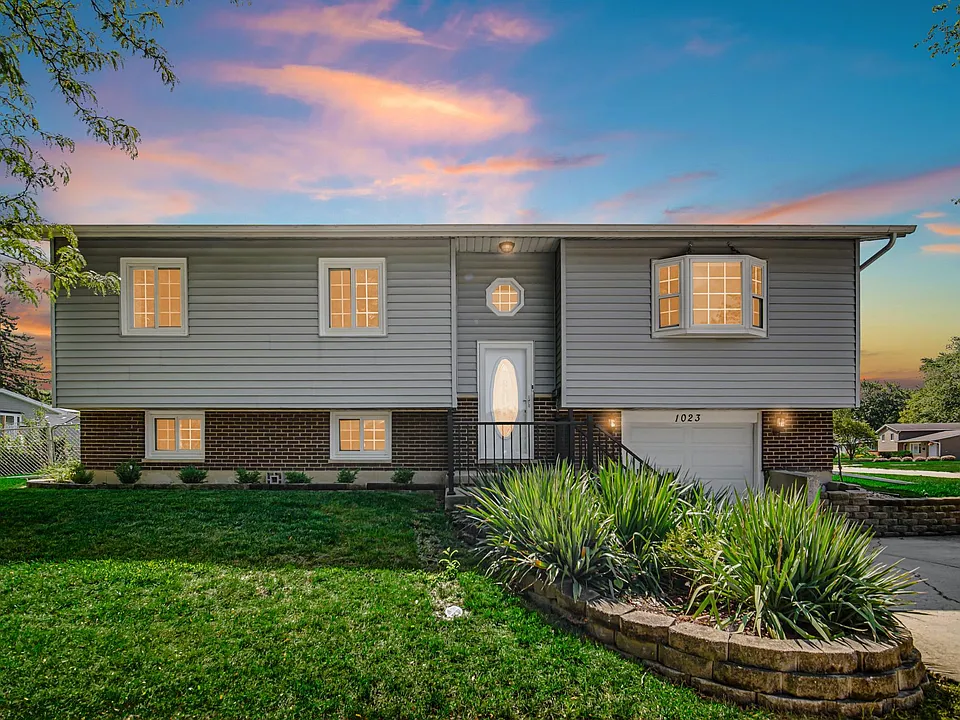 1023 Westchester Dr