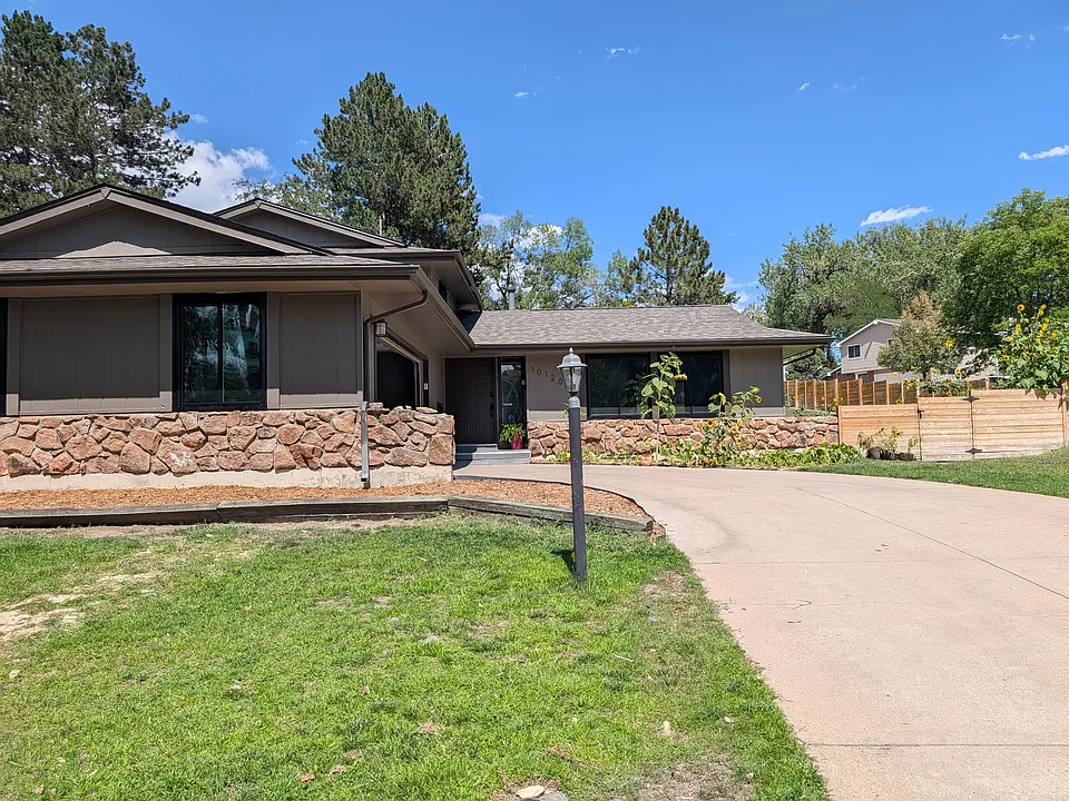 10120 Wolff Ct