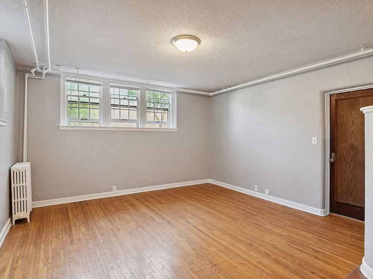 3322 Blaisdell Ave South — Photo 4