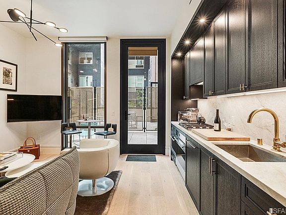 5th image of 288 Pacific Ave #2E