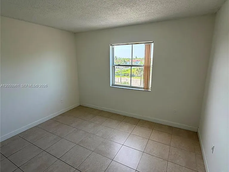 8200 SW 210th St #303 — Photo 4
