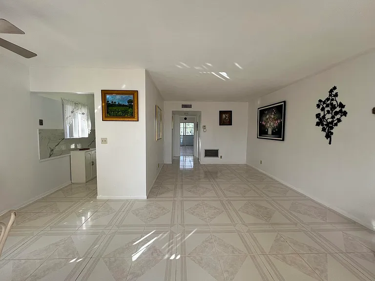 2840 Cynthia Ln #207 — Photo 6