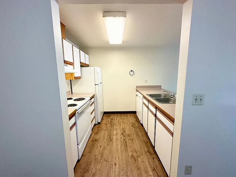 808 Juniper Ave — Photo 31