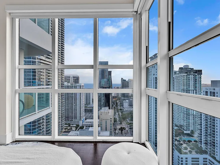 951 Brickell Ave #Penthouse 4111 — Photo 3
