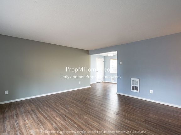 5th image of 3225 SE Alder Ct APT 3