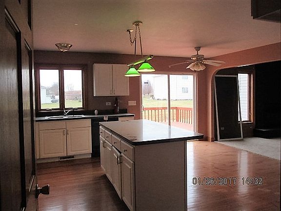 4th image of 1804 Oakbrook Ct