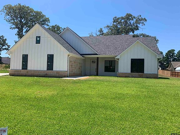 2nd image of 14430 Woodland Creek Dr