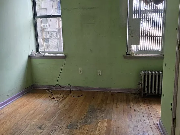 330 S 3rd St Unit 1, Brooklyn, NY 11211