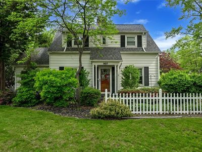907 Broad Blvd, Cuyahoga Falls, OH, 44221