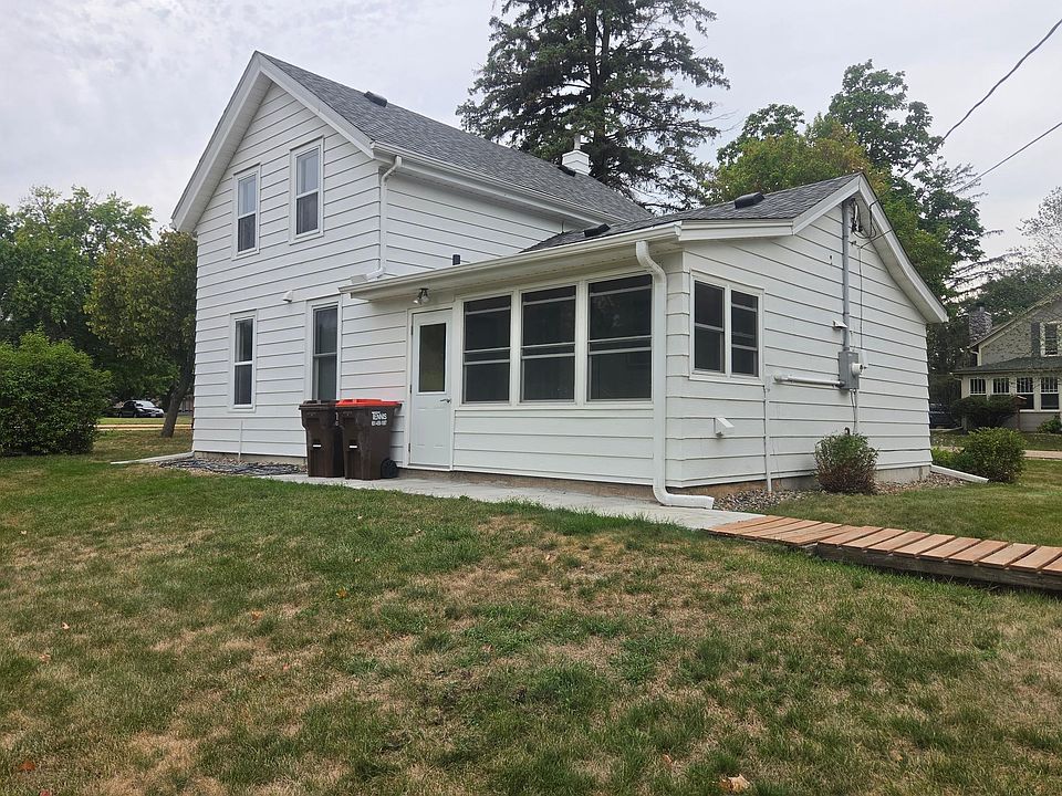 1st image of 805 Orange St
