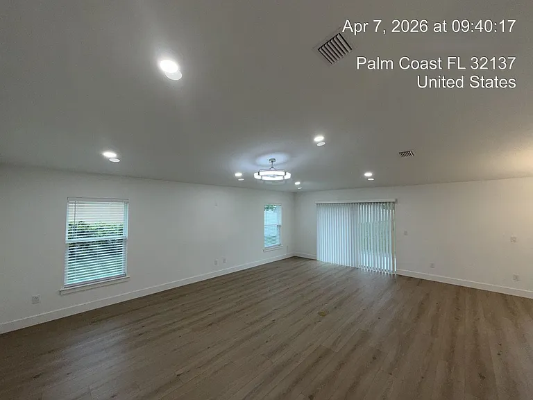 85 Laramie Dr — Photo 10
