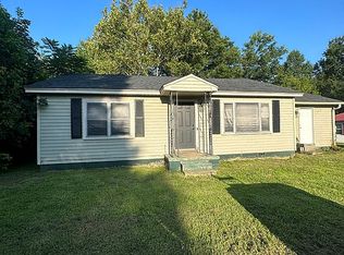 340 Woodlawn Ave, Huntingdon, TN 38344