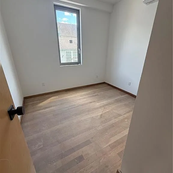 536 Smith St #203 — Photo 3