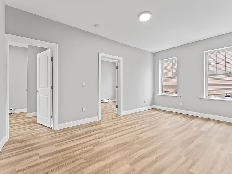 103 Washington Ave #4 — Photo 8