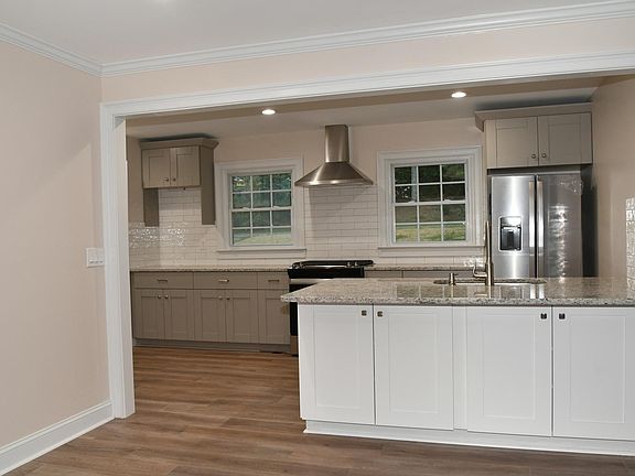 Newly remodeled Kitchen