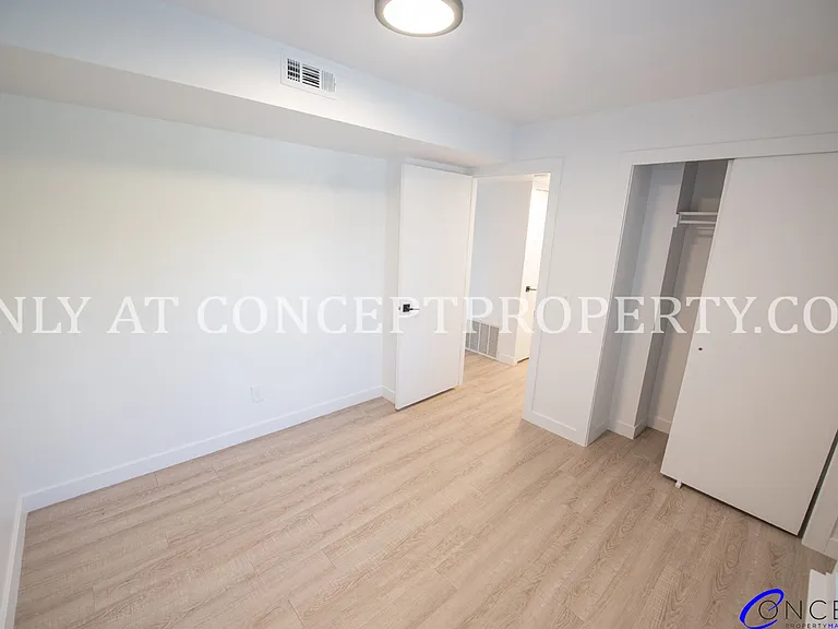 Avenue View Apartments — Photo 20