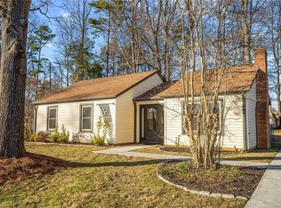 1605 Village Pl, Winston Salem, NC 27127