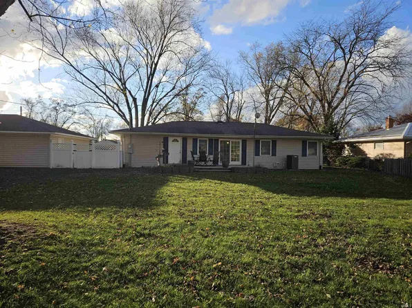2418 Lane Ave, Elkhart, IN 46517