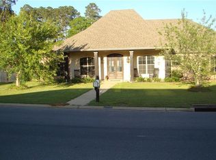 186 Fox Chase Dr, Pineville, LA 71360