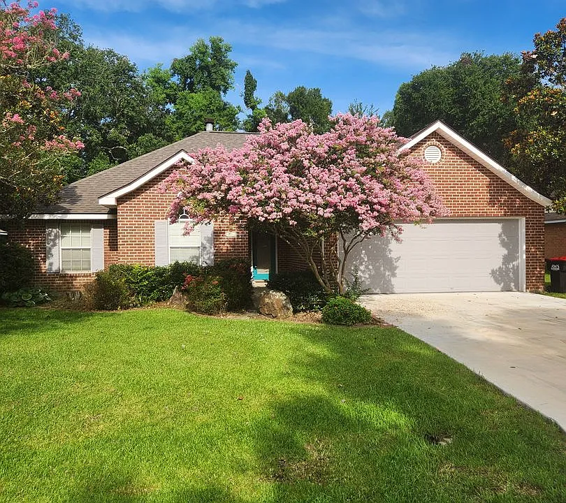 213 Sarah Dee Pkwy