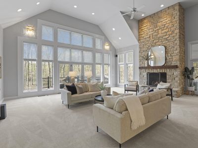 660 Woods Hollow Ln, Powell, OH, 43065