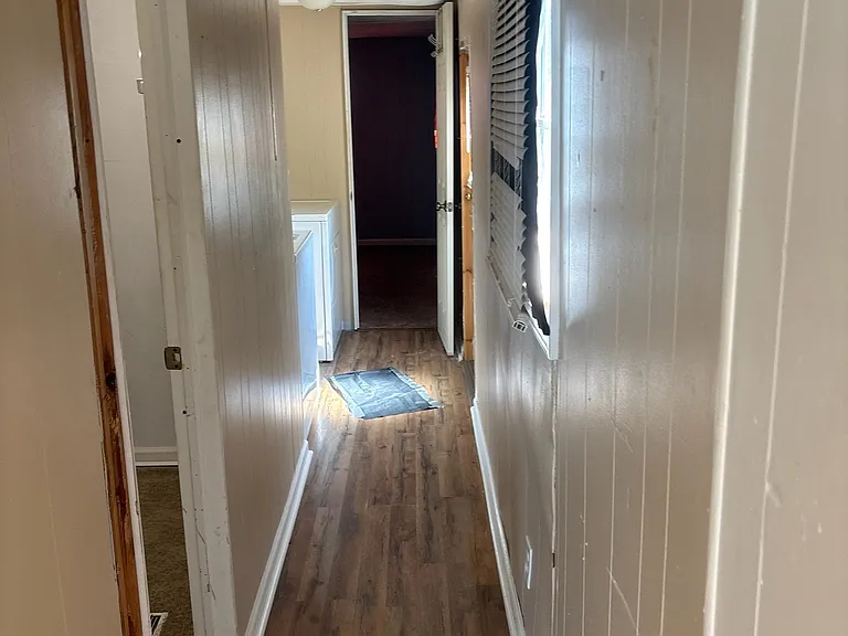 475 Landis Ln — Photo 9