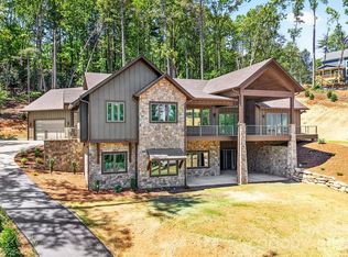 246 Northview Dr, Hendersonville, NC 28791