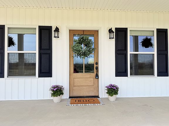 4th image of 1212 Smith Thompson Rd