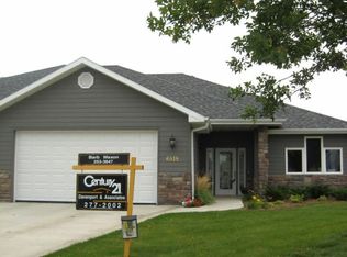 6818 Norwood Ct, Sioux City, IA 51106