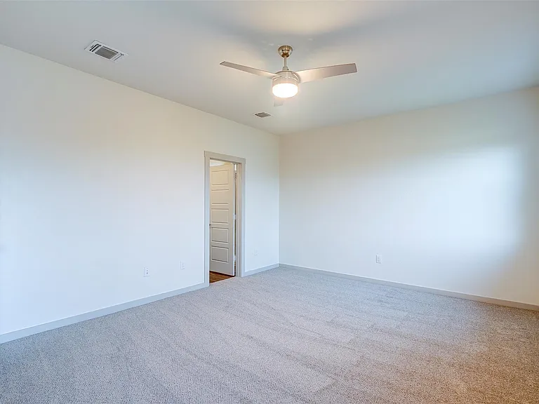 4613 Tully Dr — Photo 24