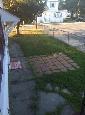 5th image of 132 Oakland Ave