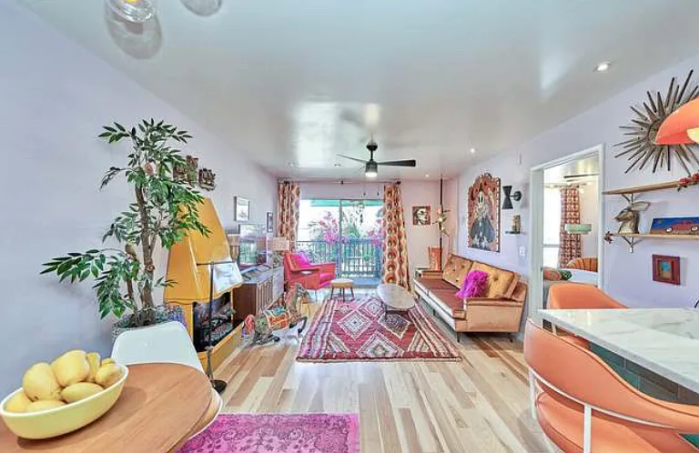 320 S Ardmore Ave #310 — Photo 1