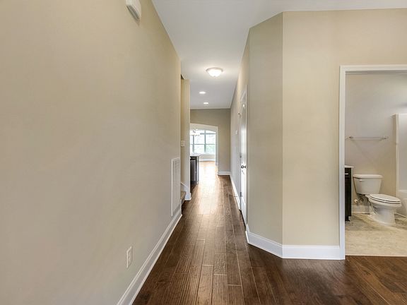 The Georgetown Entryway