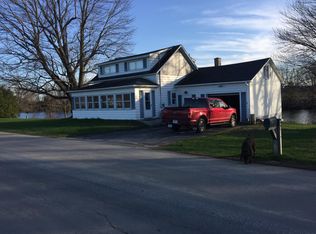 22 Bechard Rd, Champlain, NY 12919