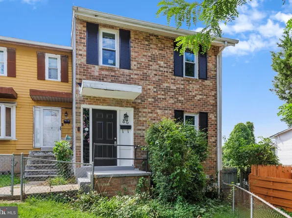 86 Daimler Dr #90, Capitol Heights, MD 20743