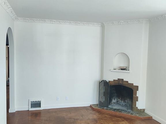 5th image of 1406 23rd Ave #1406