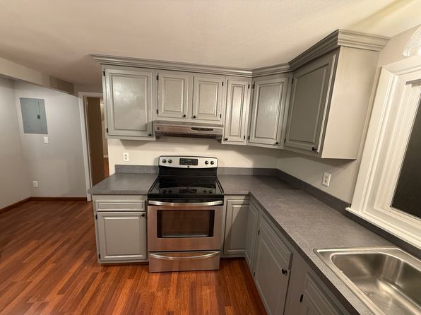 80 Ramona Ave FLOOR 2
