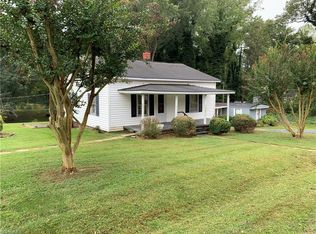 8511 Vaughn St, Stokesdale, NC 27357