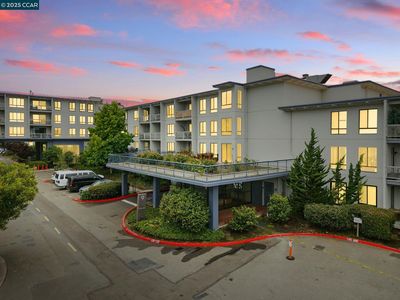 9 Commodore Dr #A208, Emeryville, CA, 94608