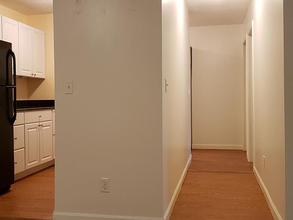4th image of 310 Brook Village Rd APT 19