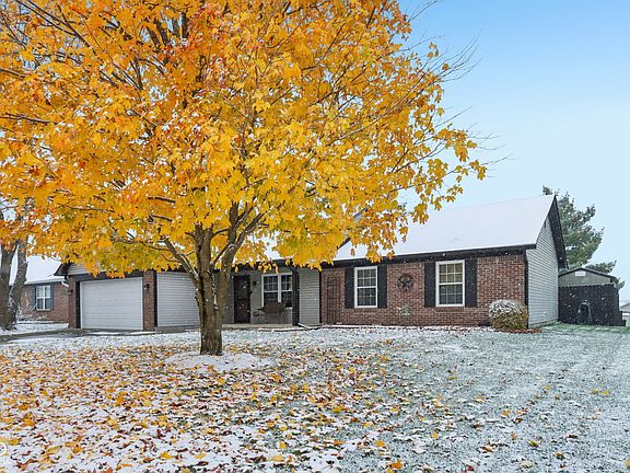 2nd image of 616 Sugar Maple Ln