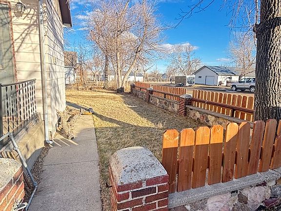 2nd image of 111 4th St S