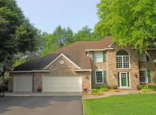 16445 Kelsey Ln, Eden Prairie, MN 55347